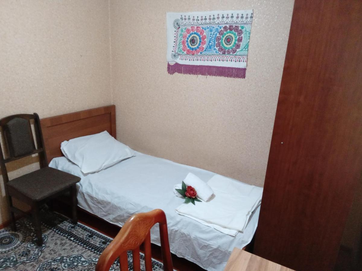 Sayfi Guesthouse Душанбе Экстерьер фото